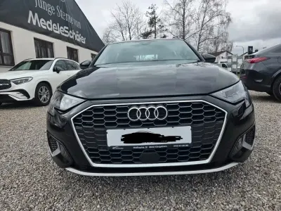 Gebraucht Audi A3 Ambiente 150 PS (110 kW) 2021 Schwarz Limousine