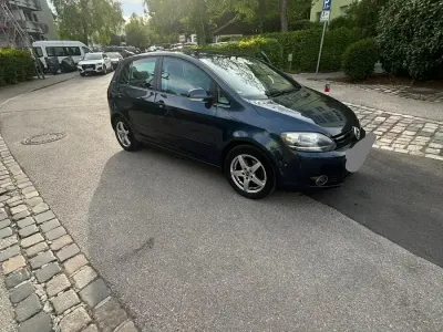 Usata VW Golf VI 122 CV (89 kW) 2010 Blu Utilitaria