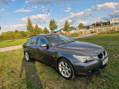 Gebraucht BMW 530 Sport Line 258 PS (189 kW) 2005 Grau Limousine