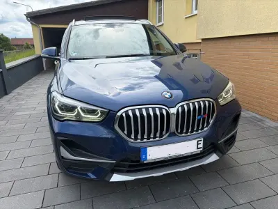 Gebraucht BMW X1 Sport Line 220 PS (161 kW) 2020 Blau SUV
