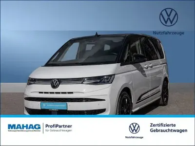 Gebraucht VW Multivan Life 150 PS (110 kW) 2025 Weiß Van / Kleinbus