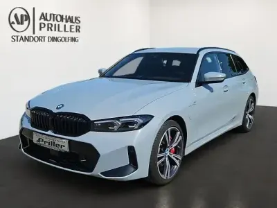 Gebraucht BMW 330e M Sport 292 PS (214 kW) 2024 Grau Kombi