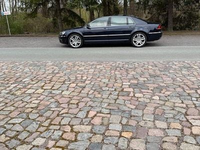 Second-hand VW Phaeton 334 CP (245 kW) 2015 Albastru Berlinǎ