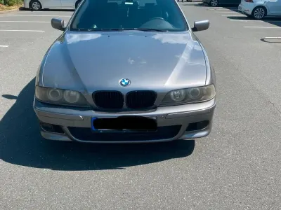 Gebraucht BMW 530 193 PS (141 kW) 2003 Grau Kombi