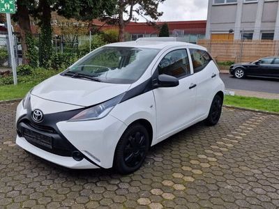 gebraucht Toyota Aygo (X) 1,0-l-VVT-i x x