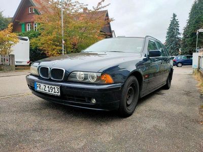 BMW 525