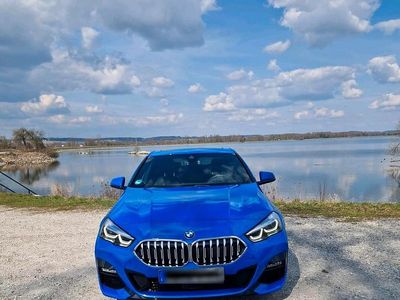 Gebraucht BMW 220 M Sport 190 PS (139 kW) 2024 Blau Coupé