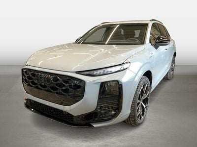 Neu Audi Q3 Sport 272 PS (200 kW) 2025 Grau SUV