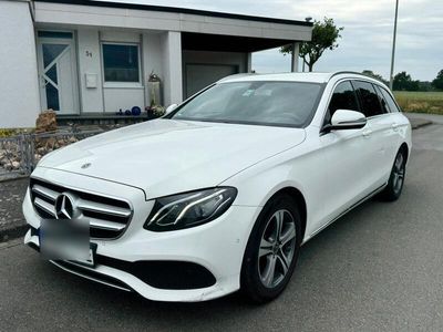 Mercedes E200