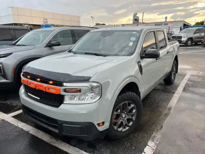 Gebraucht Ford Maverick XLT 250 PS (183 kW) 2023 Grau SUV