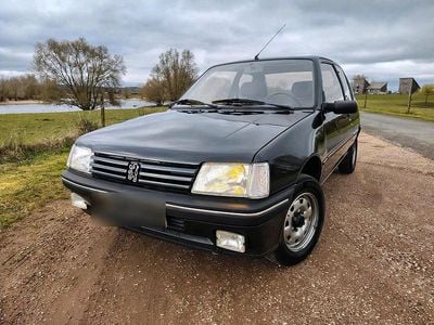 Gebraucht Peugeot 205 80 PS (58 kW) 1992 Grau Kleinwagen