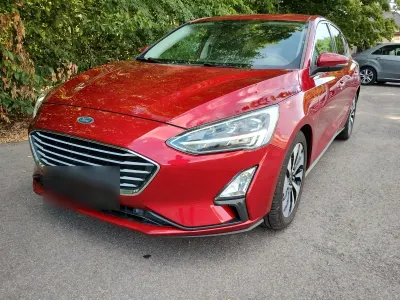Gebraucht Ford Focus Business Edition 101 PS (74 kW) 2019 Rot Limousine