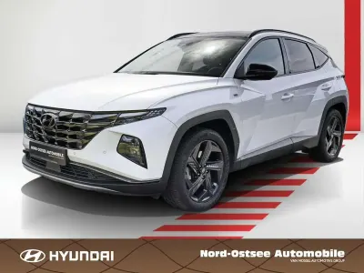 Gebraucht Hyundai Tucson Blackline 180 PS (132 kW) 2023 Serenity white / mic SUV