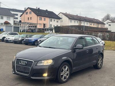 Grau Gebraucht 2009 Audi A3 Attraction Limousine | 3.200 € (Guter Preis)