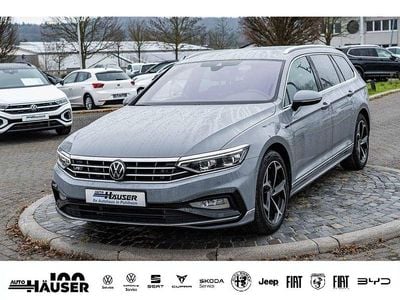 Usata VW Passat R-line 190 CV (139 kW) 2023 Grigio Station wagon