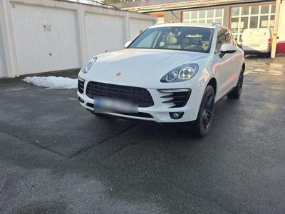 Weiß Gebraucht 2016 Porsche Macan S SUV | 29.500 € (Etwas zu teuer)