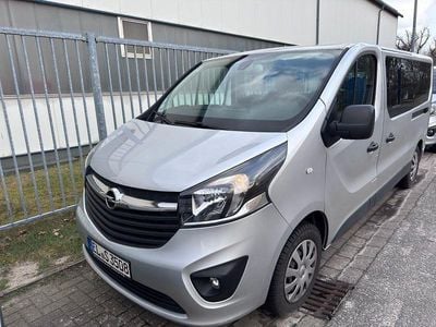 Usata Opel Vivaro 145 CV (106 kW) 2018 Grigio Monovolume