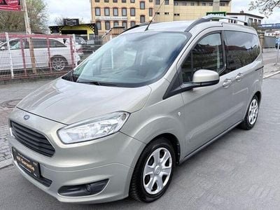 Usata Ford Tourneo Courier 75 CV (55 kW) 2014 Beige Monovolume