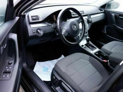 gebraucht VW Passat Variant 2.0 TDI Comfortline BMT/AHK /NAVI