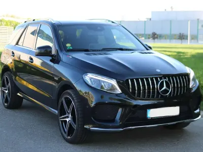 Gebraucht Mercedes GLE250 AMG line 204 PS (150 kW) 2016 Schwarz SUV
