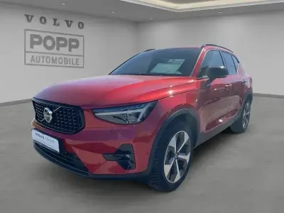 Gebraucht Volvo XC40 Plus 163 PS (119 kW) 2025 Fusion red SUV