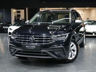 Gebraucht VW Tiguan Allspace Life 200 PS (147 kW) 2022 Deep black perleffekt SUV