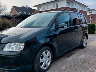 gebraucht VW Touran 2.0 TDI *5-sitzer *LM-FELGEN *140PS *Kein TÜV *