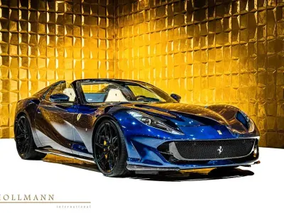 Second-hand Ferrari 812 799 CP (587 kW) 2023 Albastru Cabrio