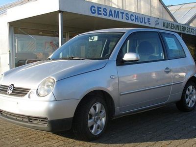 Silber Gebraucht 2002 VW Lupo Kleinwagen | 1.750 € (Etwas zu teuer)