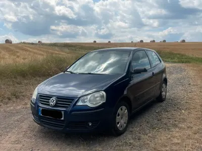 Gebraucht VW Polo 80 PS (58 kW) 2006 Blau Kleinwagen