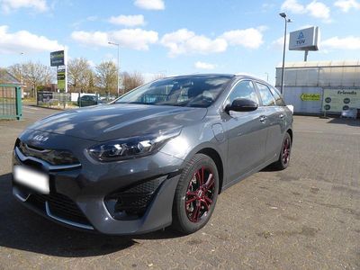 Gebraucht Kia Ceed Sportswagon 141 PS (103 kW) 2022 Grau Kombi