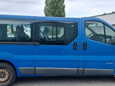 Gebraucht Renault Trafic 101 PS (74 kW) 2003 Blau Van / Kleinbus