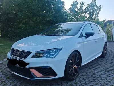 Gebraucht Seat Leon 4Drive 300 PS (220 kW) 2020 Weiß Limousine