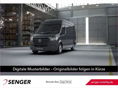 Używany Mercedes Sprinter 170 KM (125 kW) 2024 Szary Van
