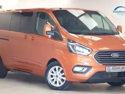 Usata Ford Transit Custom Titanium 170 CV (125 kW) 2019 Arancione Monovolume