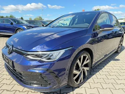Gebraucht VW Golf VIII R-line 150 PS (110 kW) 2023 Blau Limousine