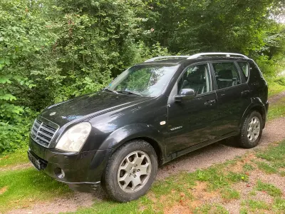 Gebraucht SsangYong Rexton 163 PS (119 kW) 2006 Schwarz SUV