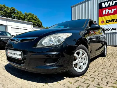 Gebraucht Hyundai i30 Edition+ 109 PS (80 kW) 2009 Schwarz Limousine