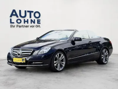 Gebraucht Mercedes E220 170 PS (125 kW) 2011 Blau Cabrio
