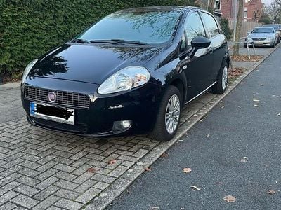 Gebraucht Fiat Punto 77 PS (56 kW) 2008 Schwarz Kleinwagen