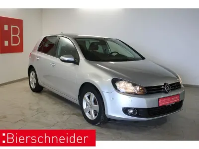 Gebraucht VW Golf VI Team 122 PS (89 kW) 2010 Silber Kleinwagen