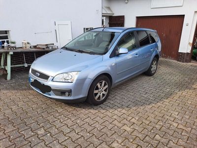 gebraucht Ford Focus 1,6 Ti-VCT Ghia Ghia