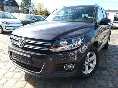 Gebraucht VW Tiguan LOUNGE 150 PS (110 kW) 2016 Grau SUV