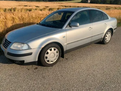 Gebraucht VW Passat Comfortline 150 PS (110 kW) 2003 Silber Limousine