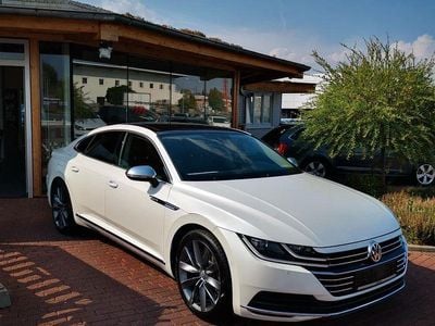 Gebraucht VW Arteon 239 PS (175 kW) 2018 Weiß Kleinwagen