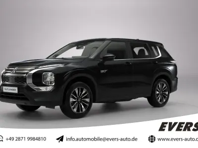 Neu Mitsubishi Outlander P-HEV Plus 136 PS (100 kW) 2026 Schwarz SUV