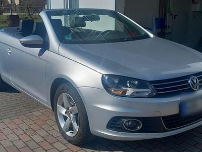 Gebraucht VW Eos 122 PS (89 kW) 2011 Silber Cabrio