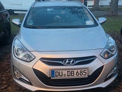 Silber Gebraucht 2013 Hyundai i40 Edition Kombi | 4.400 € (Guter Preis)
