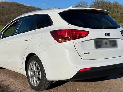 Gebraucht Kia Ceed Sportswagon GT-Line 120 PS (88 kW) 2018 Weiß Kombi