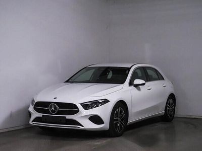 Gebraucht Mercedes A180 Advanced 136 PS (100 kW) 2025 Unilack polarweiß Limousine